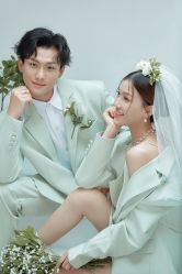 -二十一世纪婚纱摄影(省府前街店)