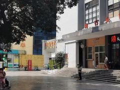 -奥龙堡游泳馆(广纸店)