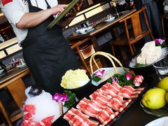 -捞王锅物料理(上海世茂广场店)