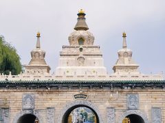 -塔尔寺游客服务中心