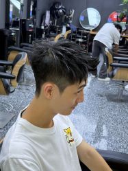 -藤野造型专业烫染接发