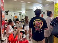 -河记肠粉店