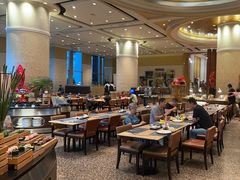 -怡聚轩全日制自助餐厅(大中华喜来登酒店)