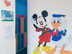 -爱乐游亲子游泳俱乐部