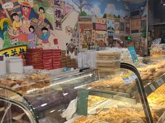 面包甜点陈列柜-赞记龙凤礼饼(广州市二宫向群宾馆店)