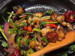 -沙胆彪炭炉牛杂煲(上海日月光广场店)