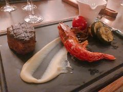 -恰餐厅及酒吧 CHAR Bar & Grill (北京丽都皇冠假日店)