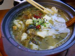 -周鱼小馆石锅酸菜鱼(活力汇店)