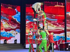 -南风大剧院莎梦二人转剧场