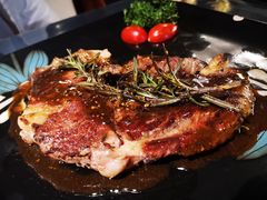 安格斯黑椒牛仔骨-吱咖啡西式简餐