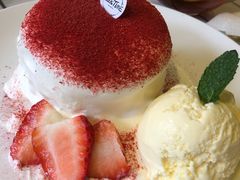 法式草莓松饼-LouisTime路易时光(蕴川路店)