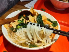-螺小胖柳州螺蛳粉(钟楼总店)