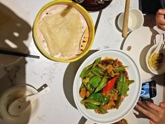 -关东小磨东北菜(漕河泾印象城店)