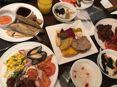 -君来湖滨饭店·玫瑰园