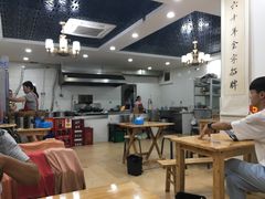 大堂-华兴街自力面店