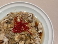 -八府香鸭·啫啫煲(华山路店)