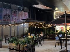 -臻鲜燕海鲜融合餐厅(金陵style店)