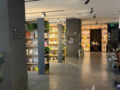 -魔方城市书房(中街益田店)