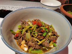 卜辣椒芹菜炒黄牛肉-农耕记·湖南土菜(halo广场店)