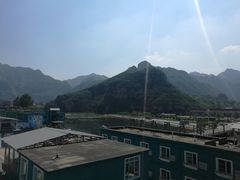 -百里峡七彩艺术小镇