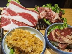 -明洞阿姨·韩式酱蟹烤肉·创意料理(三元桥店)