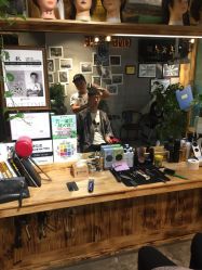 点击看大图 -MONE美发沙龙