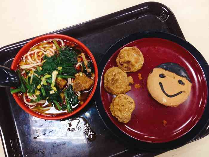 北京市第二中学-食堂-"好怀念我的学生时代!又便宜又丰富的午餐!