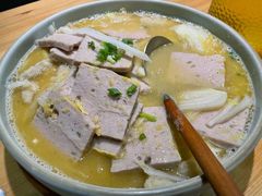 -自贡盐帮菜·玩辣餐厅(樱花园西街店)