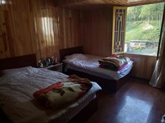 -硗碛藏寨·神木垒景区