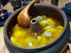 建水汽锅鸡小份-麦麦山云南菜(复地活力城店)