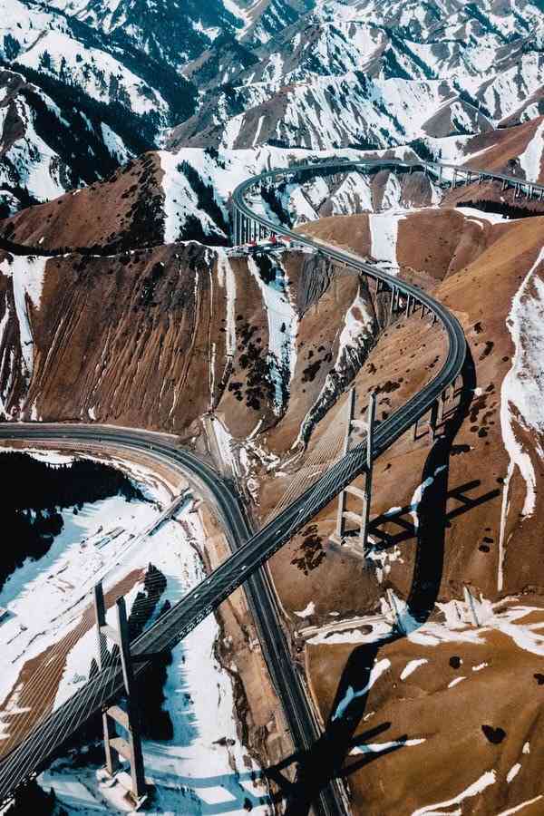 安集海大峡谷-"走独库公路时本来想去沙湾吃大盘鸡,后来看.