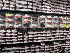 -五环Outlets(高新工厂店)