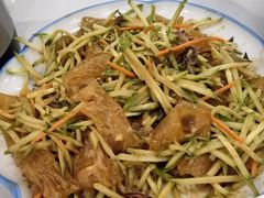 -一口猪海鲜浑锅·东北家常菜