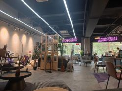 -HEYAN荷妍专业脱毛连锁机构