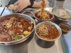 -蓉三少冒烤鸭·四川小吃集(北京首店)