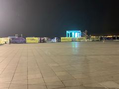 -东港音乐喷泉广场