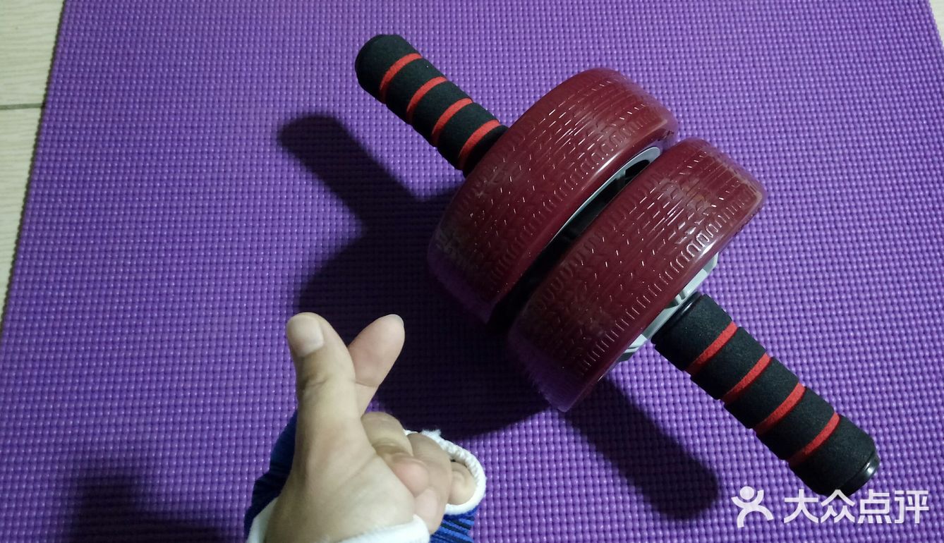 纯钢芯，承重力强。超静音，无回弹，可以无所顾忌的滚起来