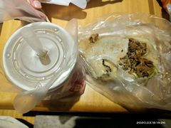 -田三卷馍(人民中路店)