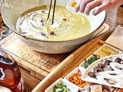 -芸南道·过桥米线(昆明老街旗舰店)