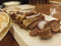 -清真·玛丽亚新疆菜主题餐厅(浙江中路店)