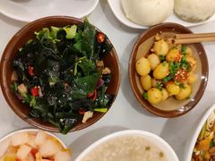 -李与白包子铺(桐梓林店)