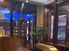 -青瓦餐厅·生鱼片·韩园烤肉(西塔店)