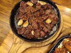 -老东镇啤酒屋海鲜加工·蒸汽海鲜·海鲜烧烤(台东店)