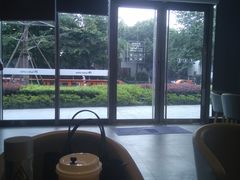 -瑞幸咖啡(杭州绿地中央店)