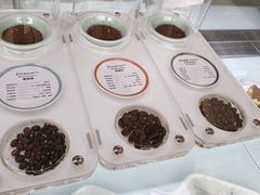 -UNI UNI(环亚凯瑟琳店)