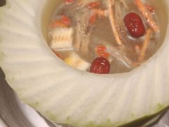 -得意咚瓜·顺德鱼生·冬瓜火锅(深圳首店)