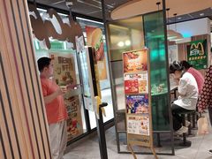 -麦当劳(百联西郊购物中心店)