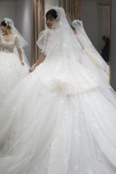 -欣薇婚纱(新源乐汇城店)