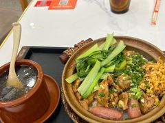-万煲旺·香港老传承煲仔饭·猪杂汤(客村店)