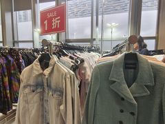 -广州周大福金融中心